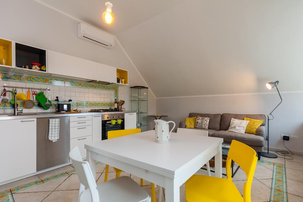Bright Rooftop By Napoliapartments المظهر الخارجي الصورة